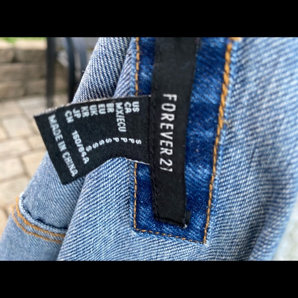 Forever 21 Fleece Lined Denim Jacket - Picture 4 of 6